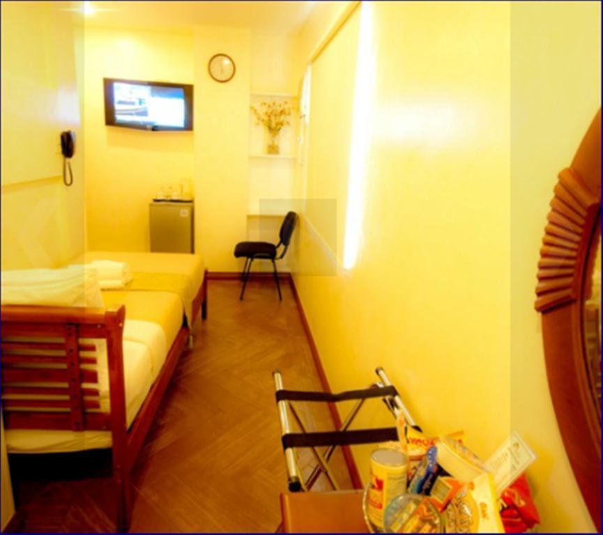 Avitel Hotel Makati City Ruang foto